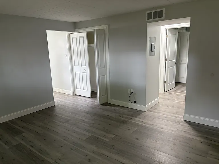 906 Erdner Ave #1 — Photo 7