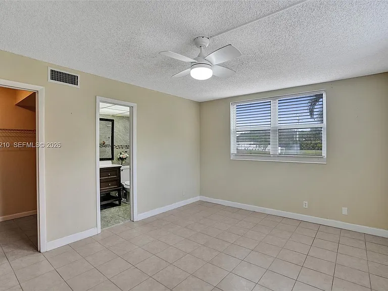 3051 NW 46th Ave #101 — Photo 23