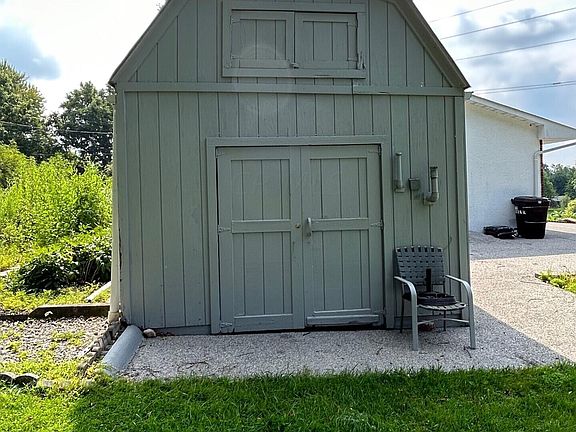 4th image of 7191 Kimberly Ct
