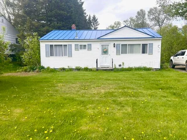 16 Pearce Avenue, Houlton, ME 04730