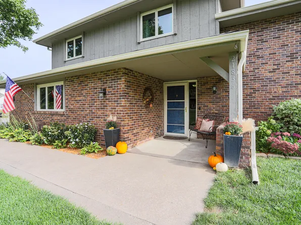 21836 Vineyard Hills Dr, Council Bluffs, IA 51503