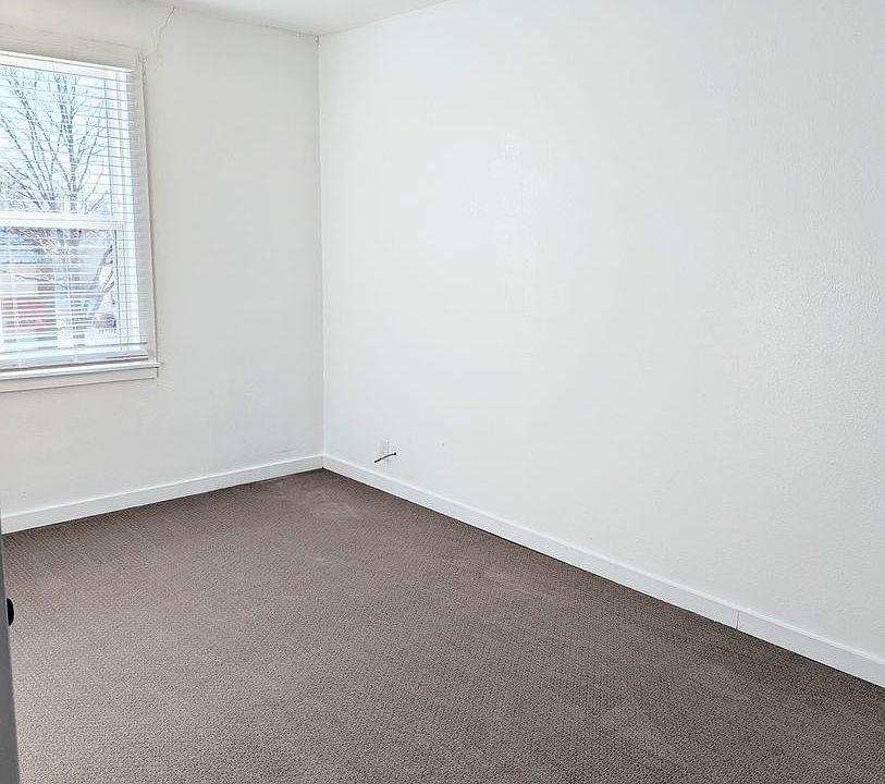 Main514 514 Main St Windsor CO Zillow