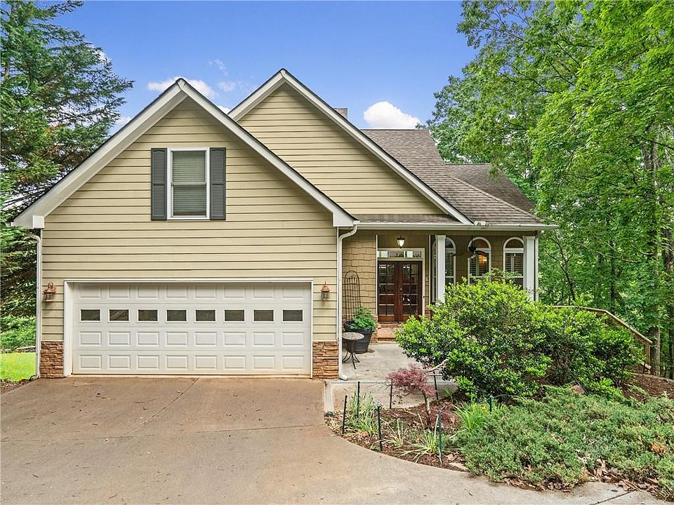 1st image of 809 Lake Arrowhead Dr