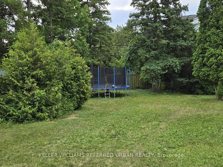 203 Hendon Ave — Photo 12