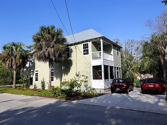 3rd image of 105 South St
