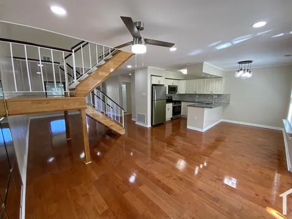 8422 Madison Pl, Philadelphia, PA 19153