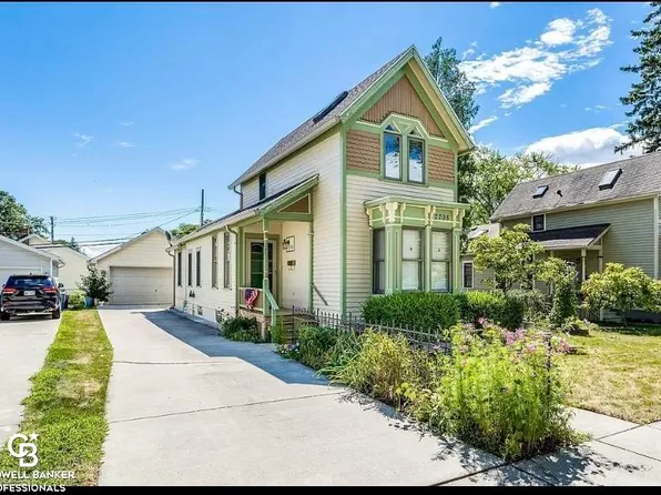 2708 Wright St, Port Huron, MI 48060