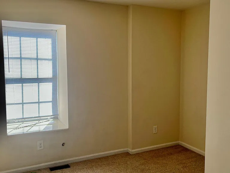 1213 Fairway Ter — Photo 12