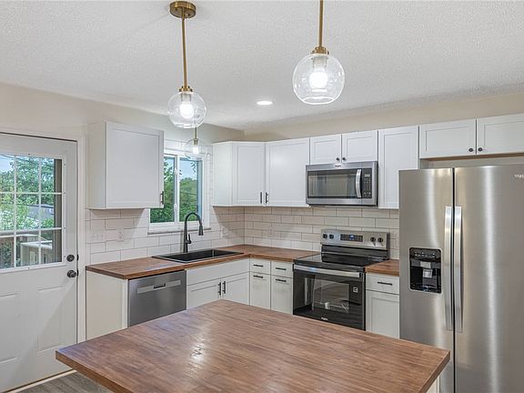 5th image of 729 Lindsey Ave