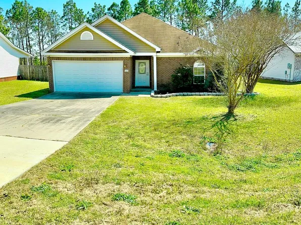660 Jester St, Cowarts, AL 36321