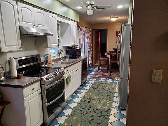 New LG range and hood