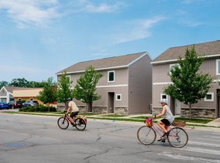 1141 E 8th St, Traverse City, MI 49686