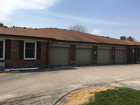 3rd image of 15094 Newberry Ct