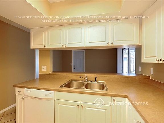 4th image of 4128 Gray Squirrel Ln