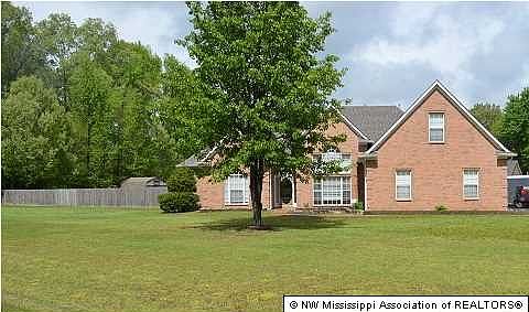 1st image of 2340 Oak Woods Dr E