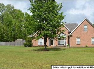 2340 Oak Woods Dr E, Hernando, MS 38632
