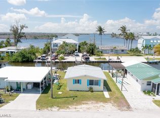 2644 W Point Ln, Matlacha, FL 33993