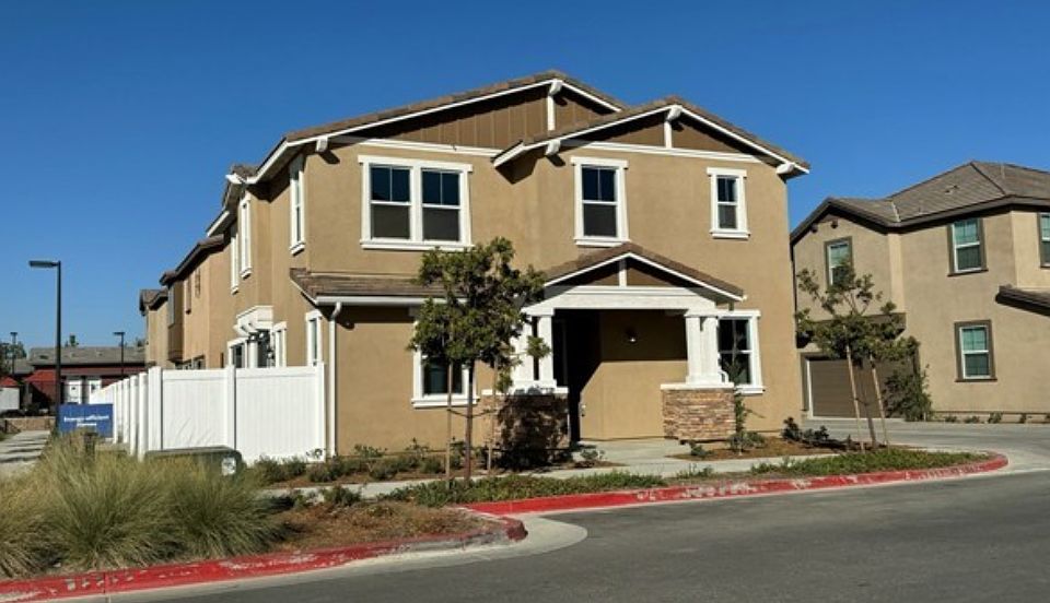 1st image of 40430 Melrose Dr