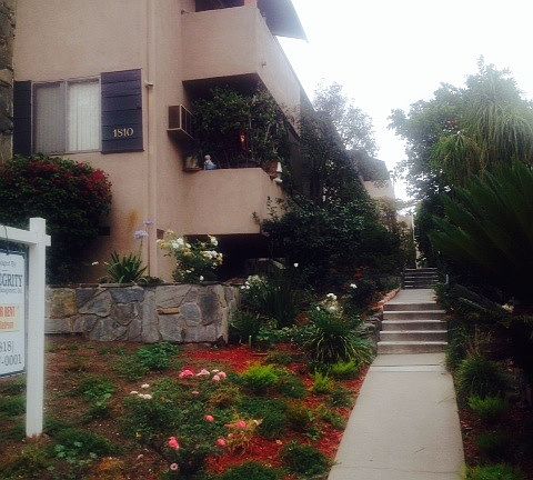 3rd image of 1810 Hardison Pl APT 8