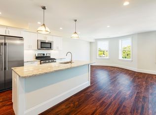 1906 Washington St #3, Boston, MA 02118