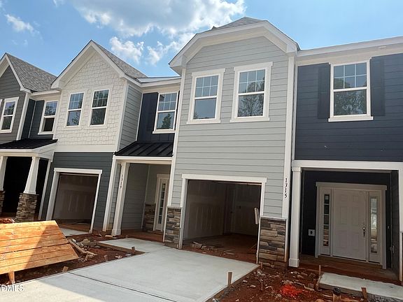 2nd image of 1315 Hammond Dr