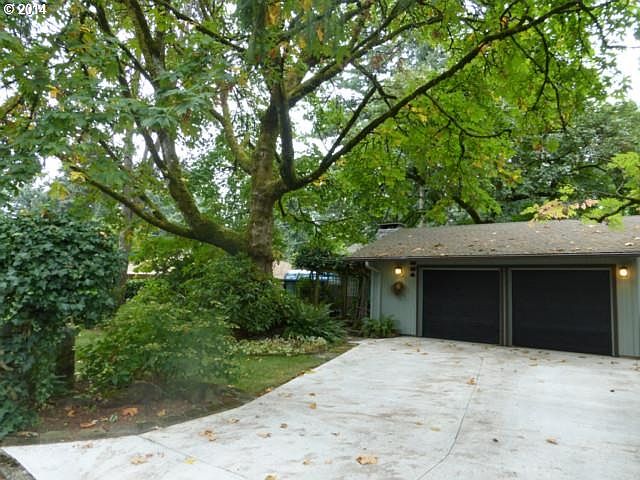 1st image of 804 SE 99th Ave