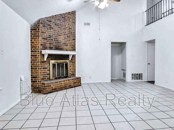 2nd image of 1705 La Salle Dr Unit A