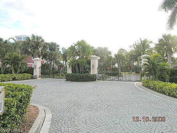 4th image of 27151 Flamingo Dr