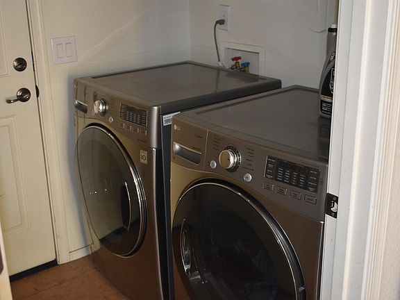 5th image of 7050 S Parsnip Ln