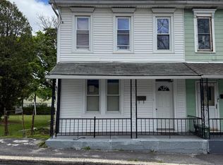 328 E Oak St, Frackville, PA 17931