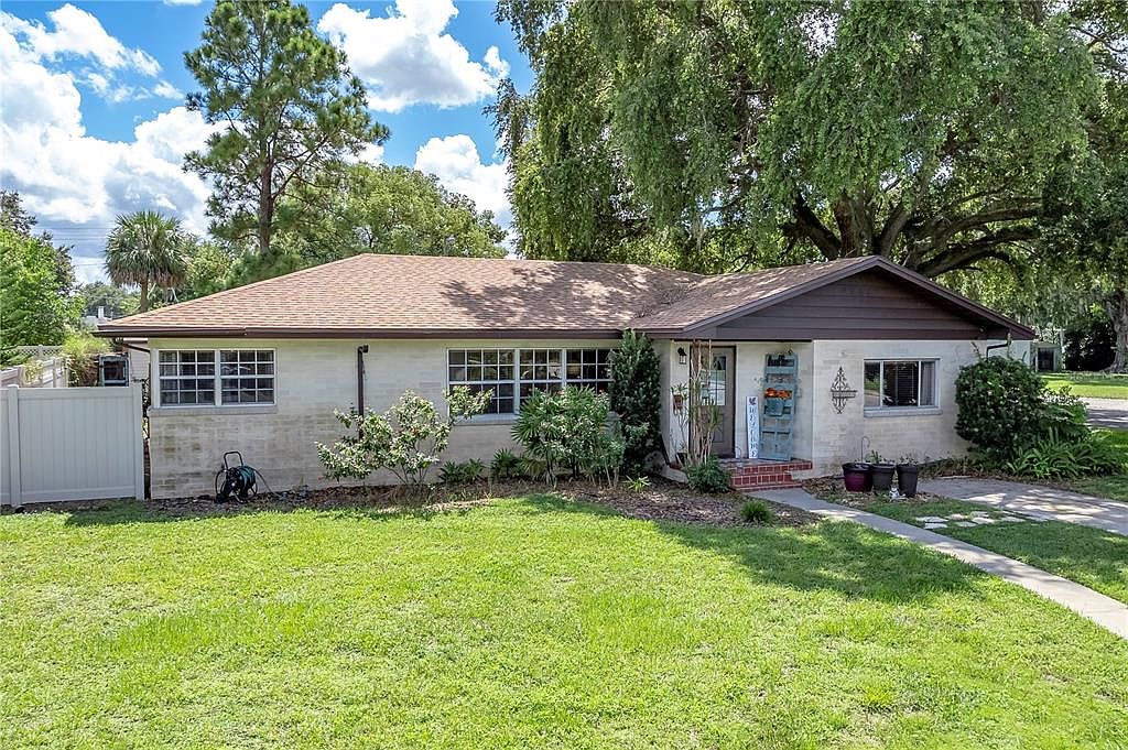 400 Avenue F SE, Winter Haven, FL 33880 Zillow