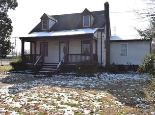 7 Saint Claire Ln, Richmond, VA 23223