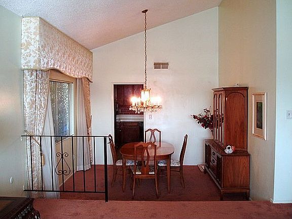4th image of 8510 Sparton Ave