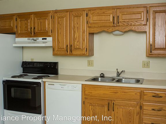 4th image of 523 Moro St APT 03