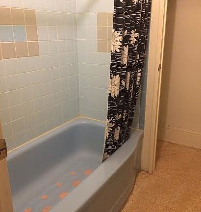 2nd image of 6523R-61 Lebanon Ave #2