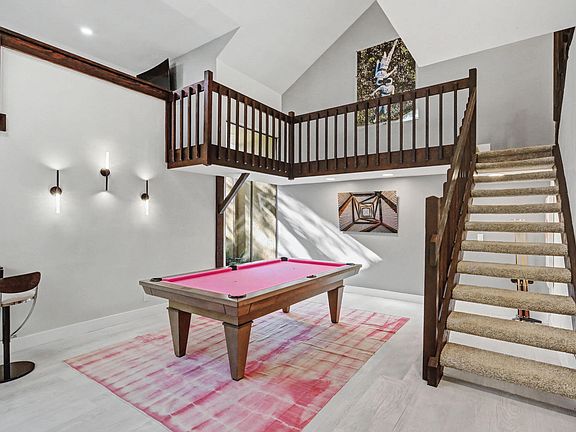 4th image of 738 St Albans Drive