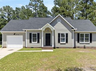 3326 Donnett Ln, Spring Lake, NC 28390