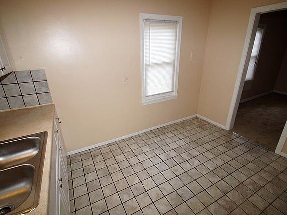 4th image of 1163 Allendale Ave