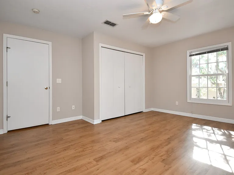 5210 SW 91st Ter #C — Photo 12