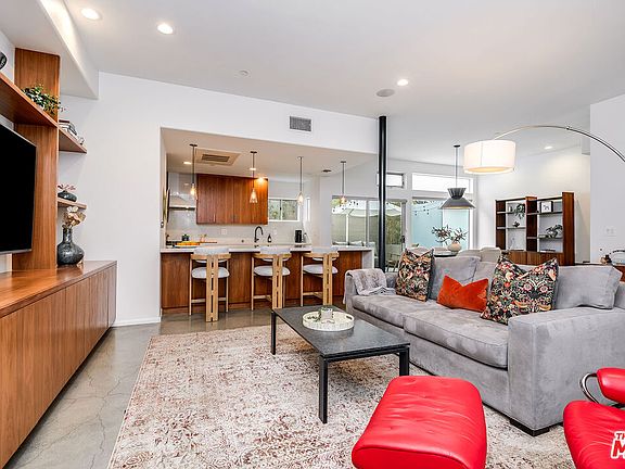 4th image of 1814 12th St APT 2