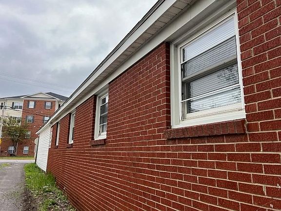 2nd image of 216B Old Morgantown Rd