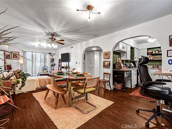 4th image of 215 N Kenwood St APT 106