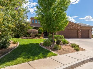 2372 E Coyote Springs Cir, St George, UT 84790
