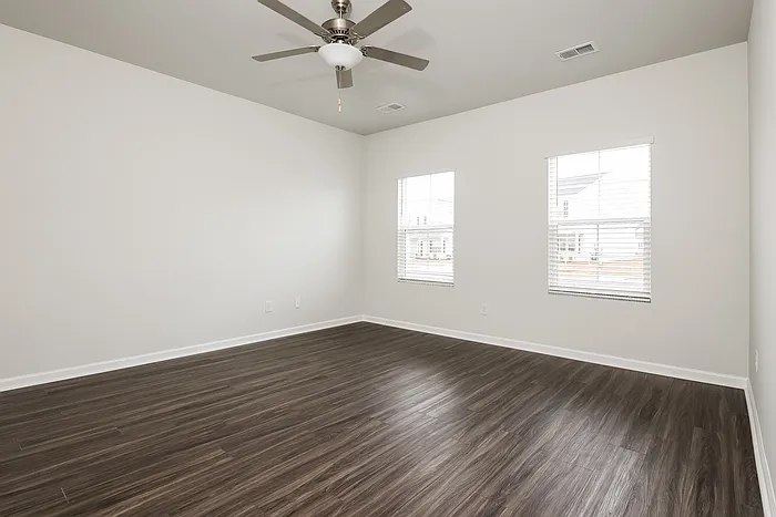 109 Percheron Dr — Photo 11