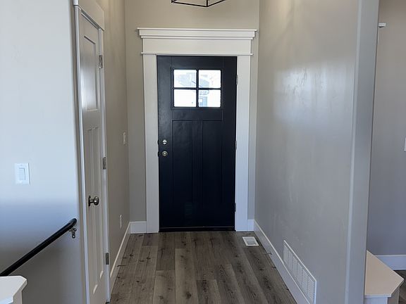 3rd image of 187 Heaton Ln