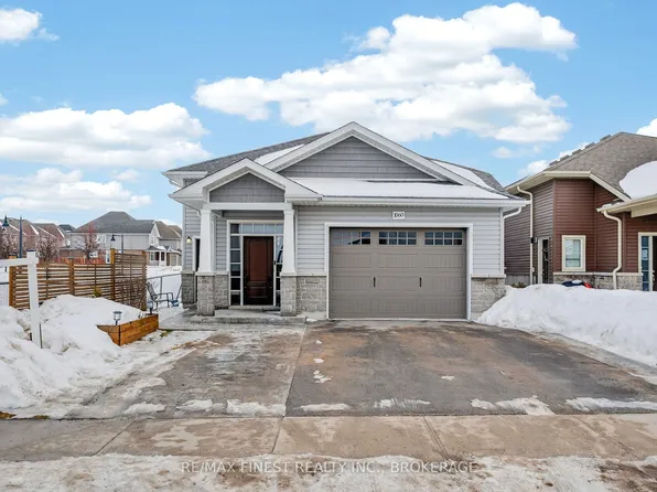 1060 Rosanna Ave, Kingston, ON K7P 0N1