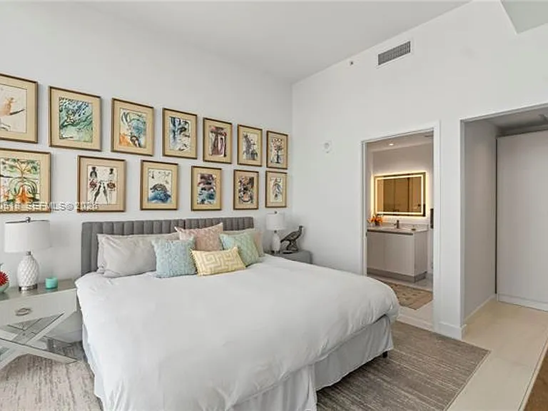 2678 Tigertail Ave #Penthouse CU-4 — Photo 29