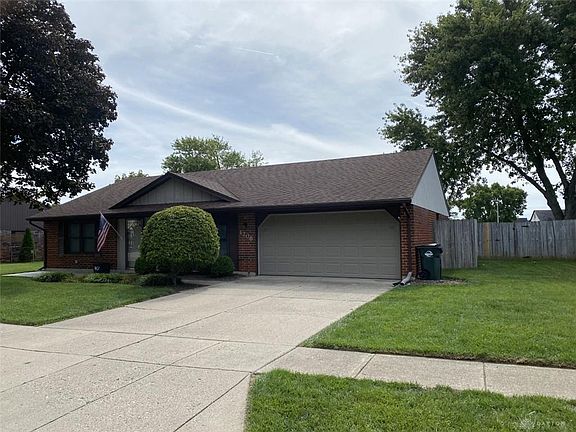 2nd image of 1206 Warwick Dr