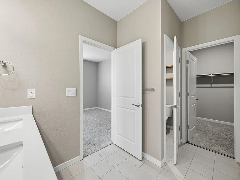 908 Rollins Den Dr — Photo 11