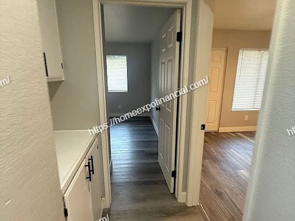 5th image of 10342 Country Grove Dr